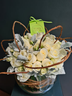 Bouquet con 50 rosas blancas en bowl